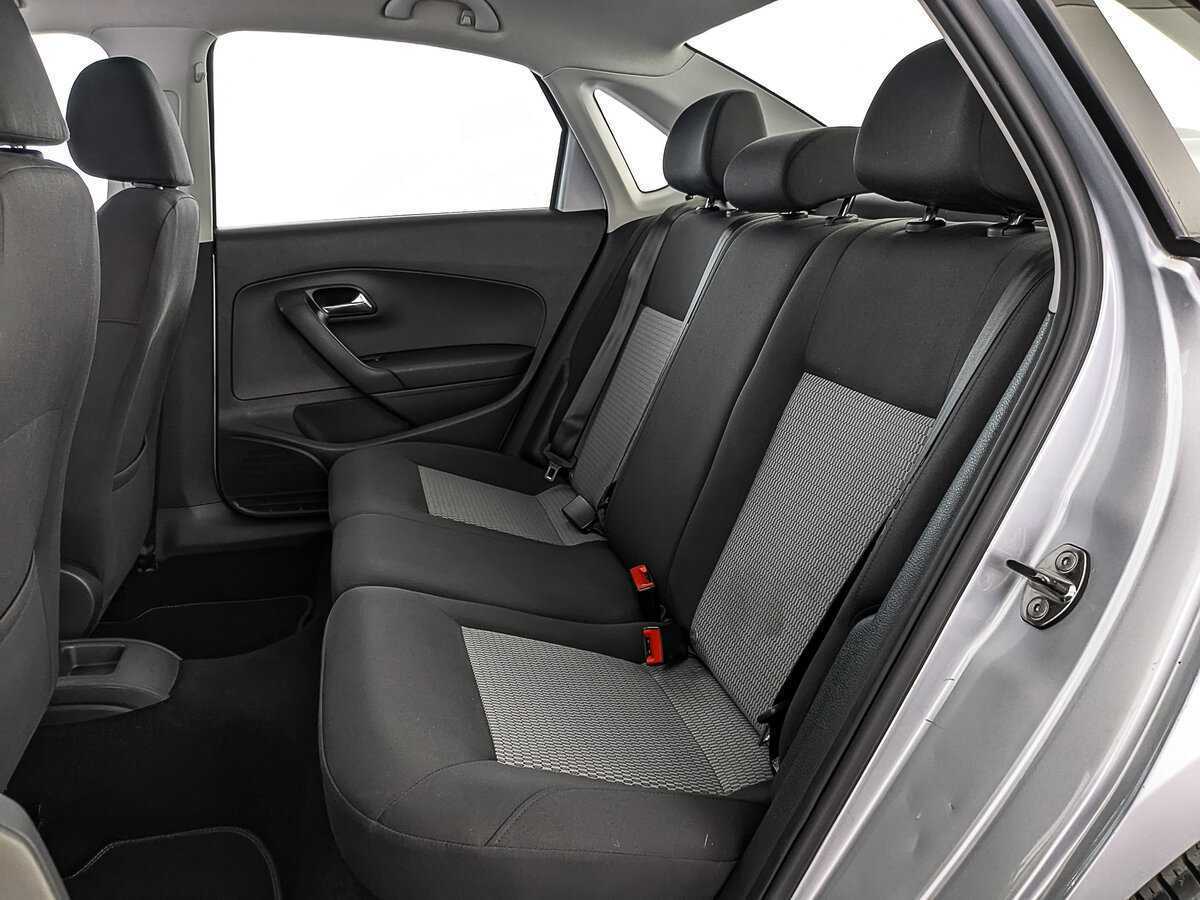 Б/У Фольксваген Поло 2015 года. Фото: #17