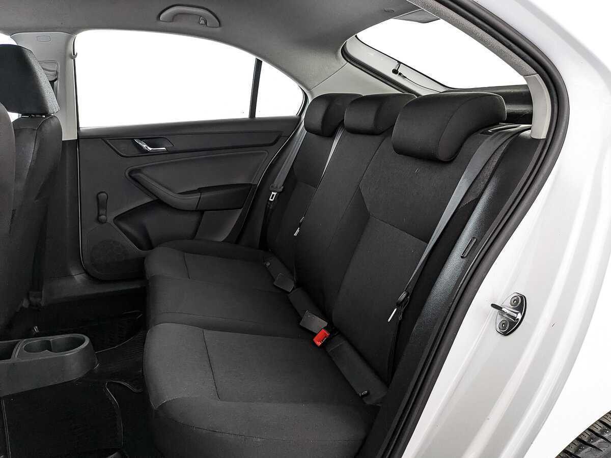 Б/У Шкода Рапид 2017 года. Фото: #15