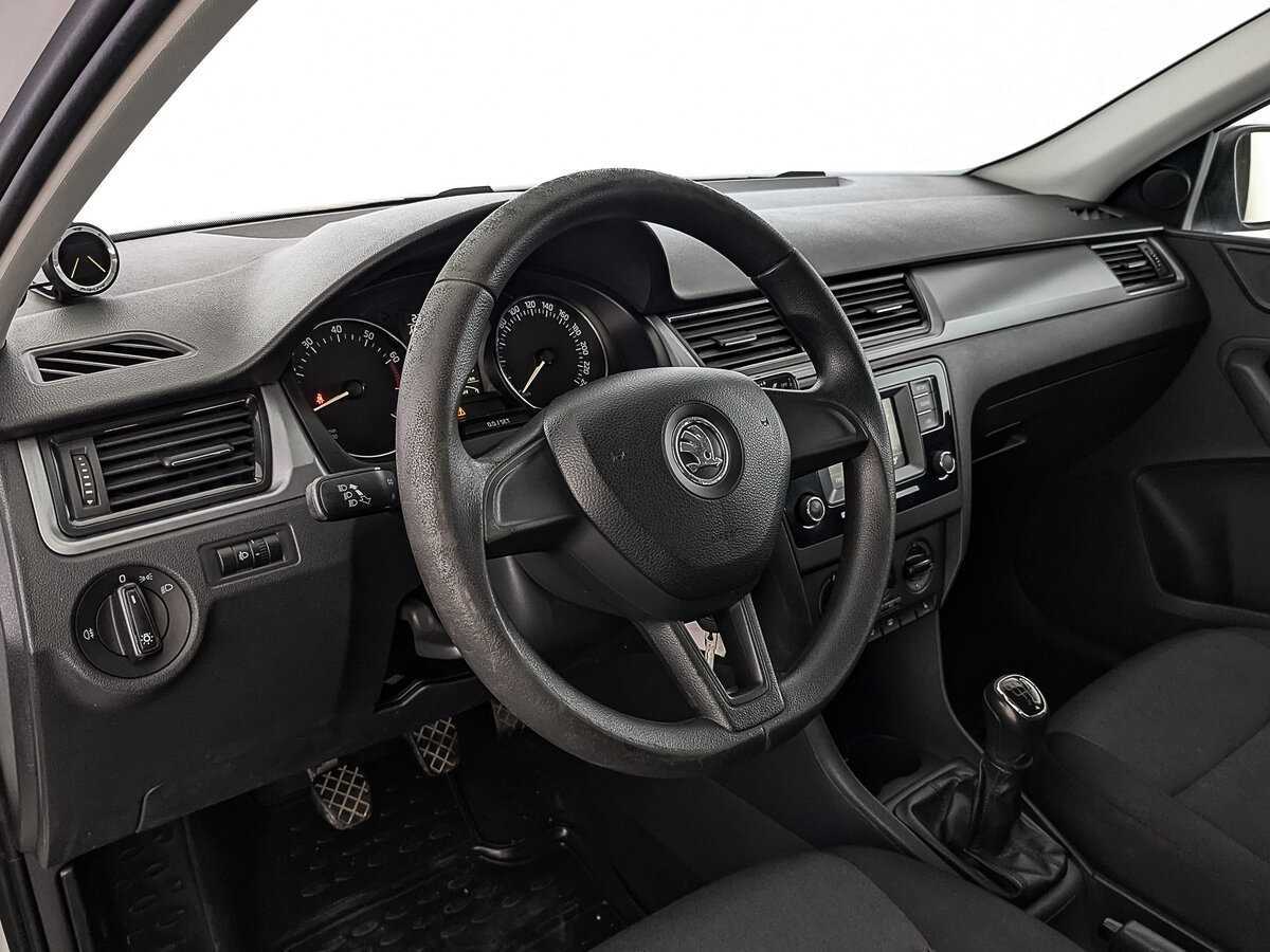 Б/У Шкода Рапид 2017 года. Фото: #12