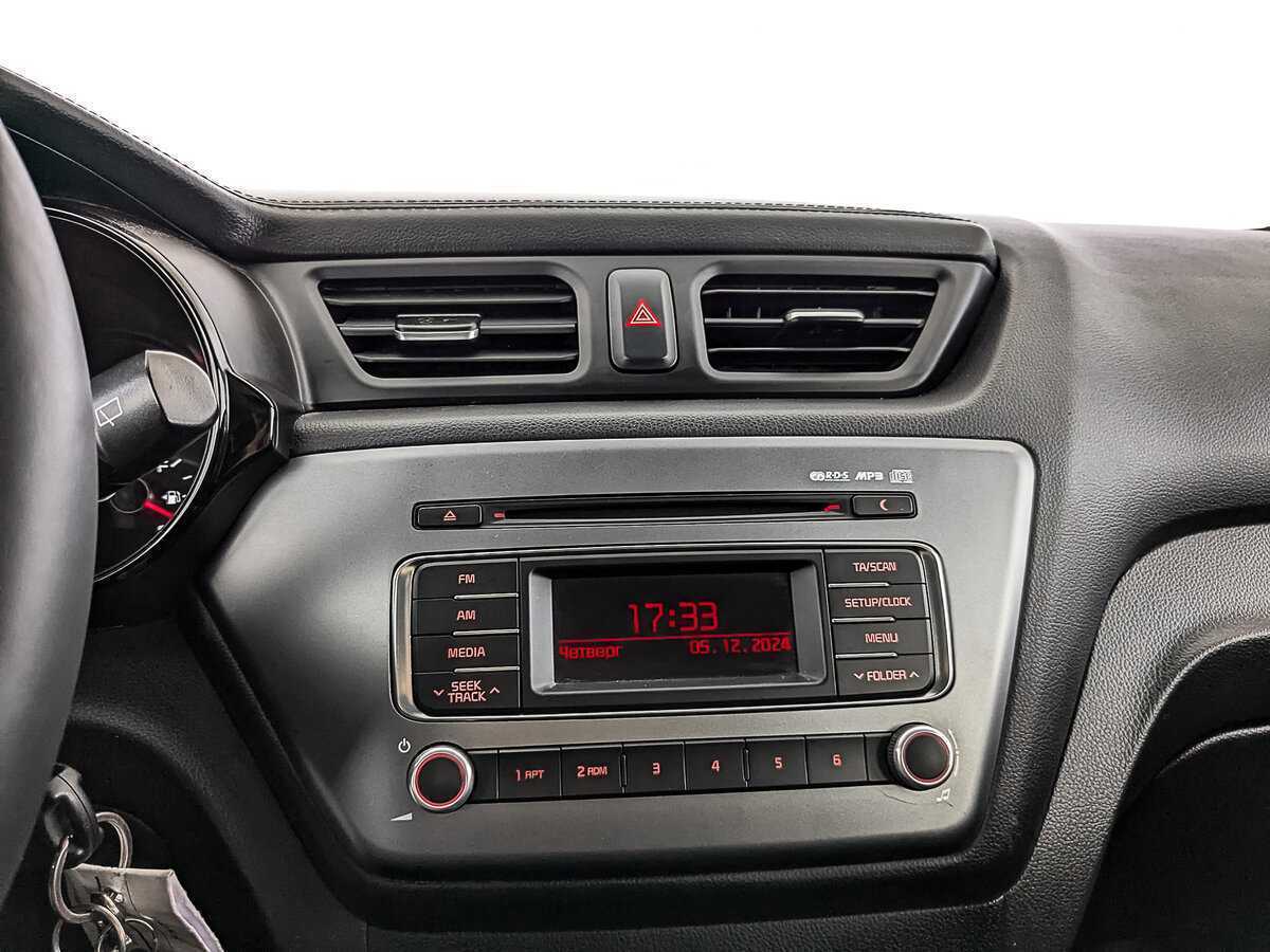 Б/У Киа Рио 2016 года. Фото: #16