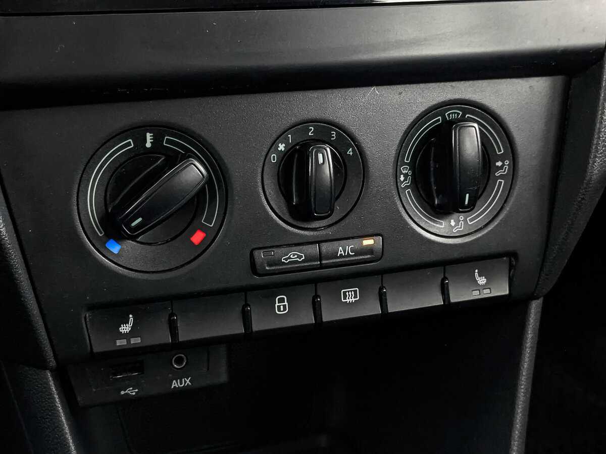 Б/У Шкода Рапид 2017 года. Фото: #20