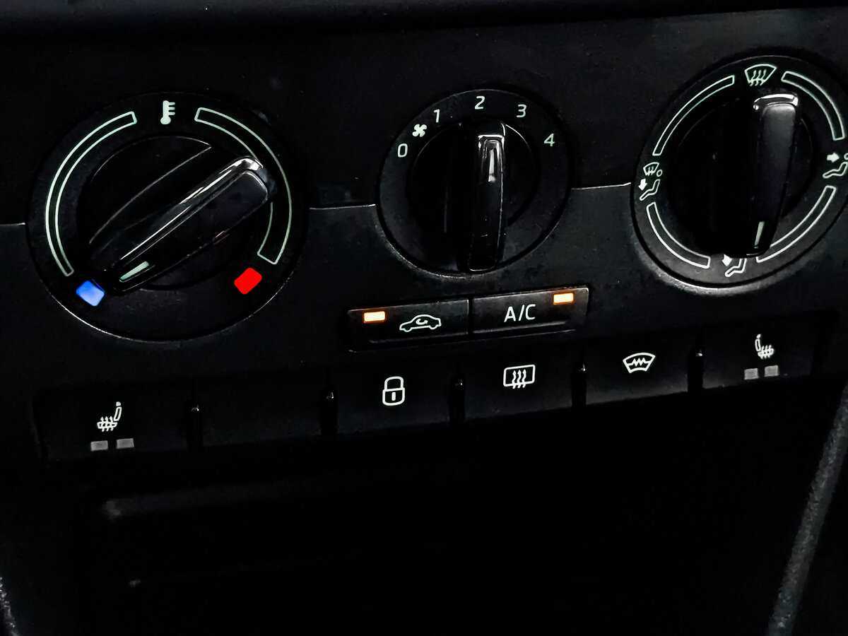 Б/У Шкода Рапид 2019 года. Фото: #20