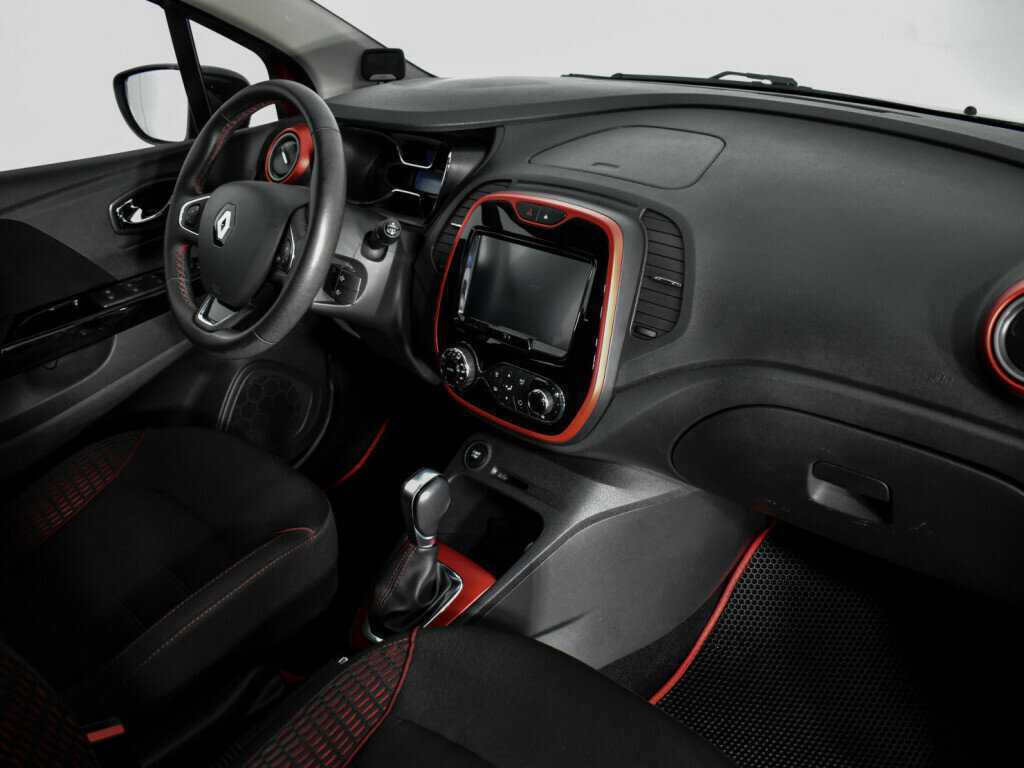 Б/У Рено Каптюр 2018 года. Фото: #12