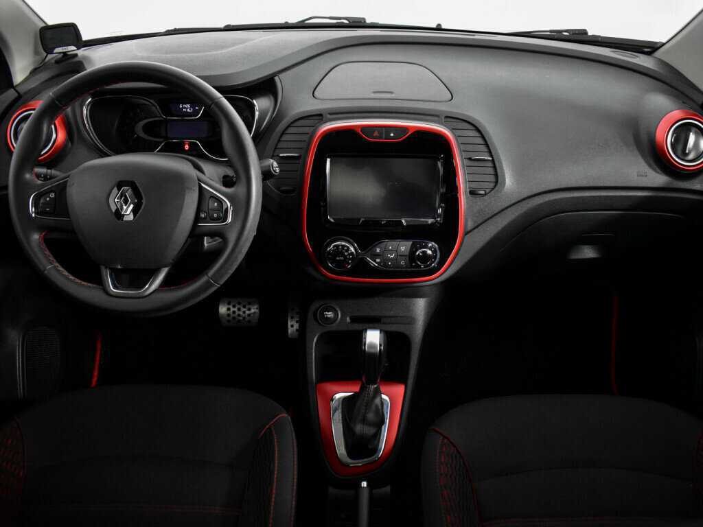 Б/У Рено Каптюр 2018 года. Фото: #13