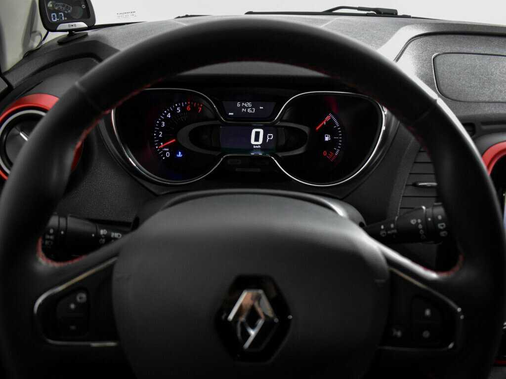 Б/У Рено Каптюр 2018 года. Фото: #18