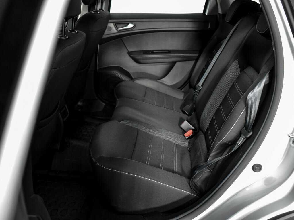 Б/У Рено Аркана 2019 года. Фото: #9