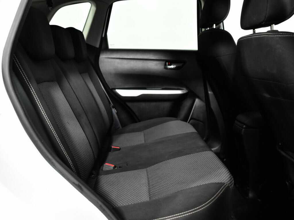 Б/У Сузуки Витара 2016 года. Фото: #9