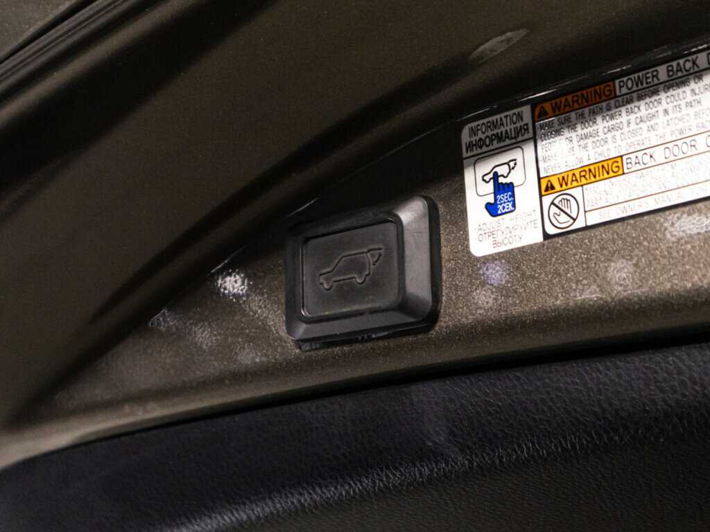 Toyota RAV4 2016 года с пробегом. Фото: #14