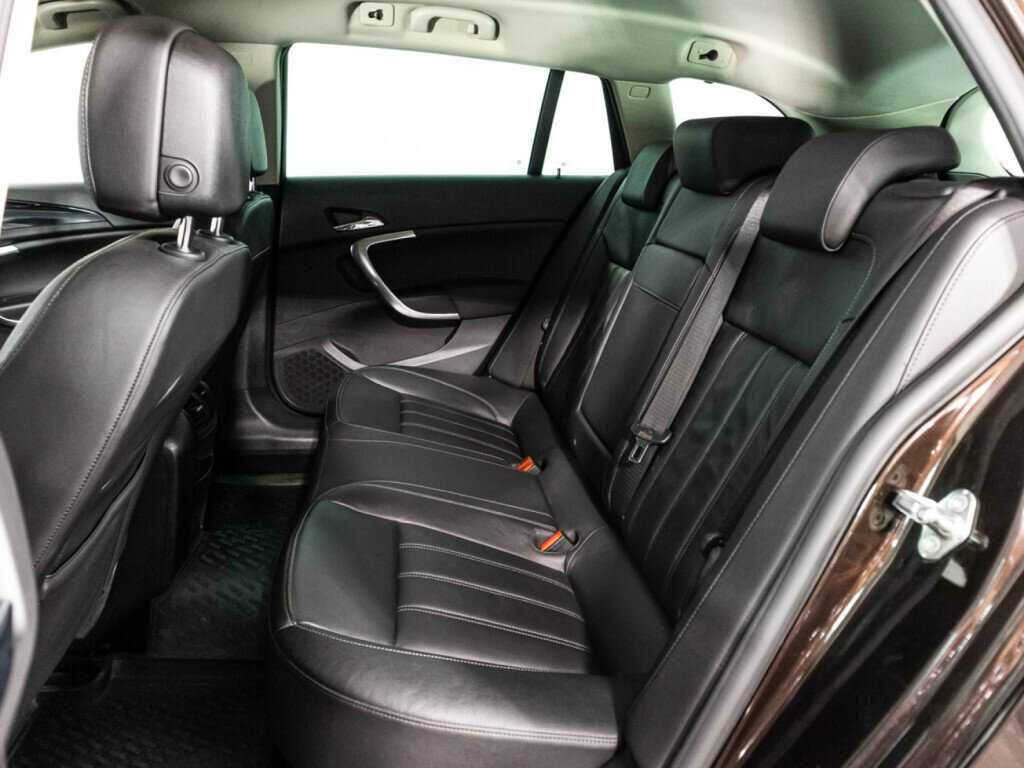 Б/У Опель Инсигния 2014 года. Фото: #9