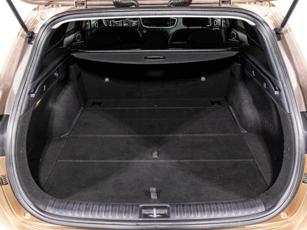 Б/У Киа Сид 2021 года. Фото: #14