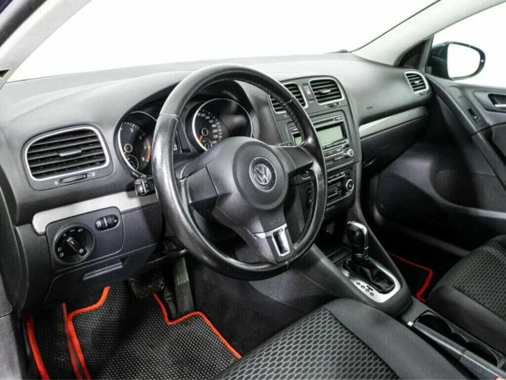 Б/У Фольксваген Гольф 2012 года. Фото: #8