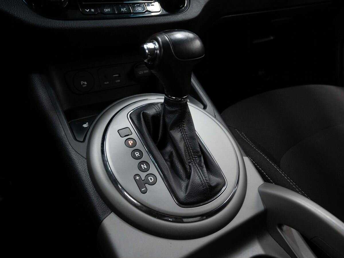 Б/У Киа Спортейдж 2015 года. Фото: #18