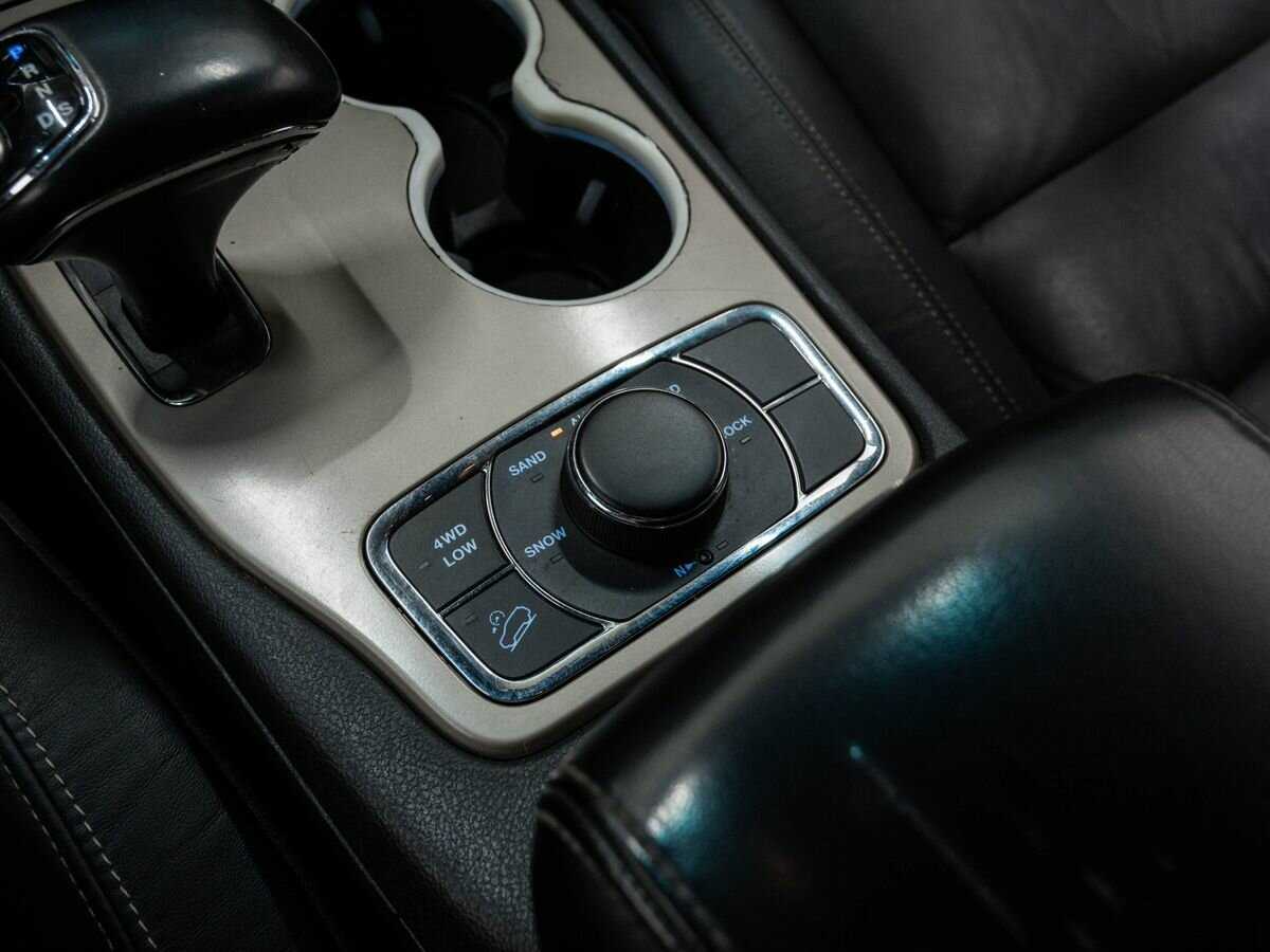 Jeep Grand Cherokee 2013 года с пробегом. Фото: #19