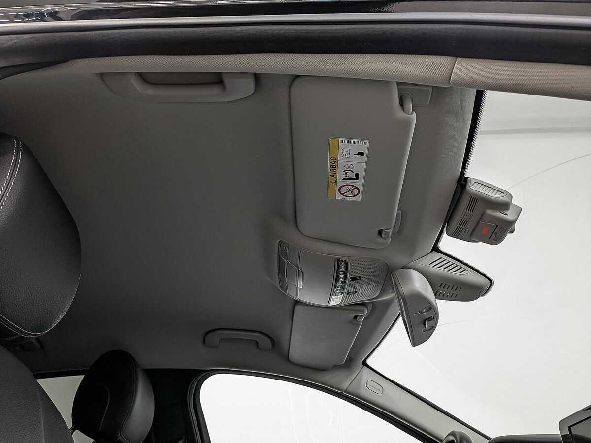 Mercedes-Benz C-Класс 2018 года с пробегом. Фото: #20