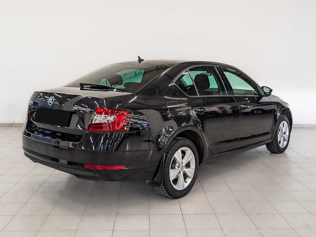 Б/У Шкода Октавия 2019 года. Фото: #4