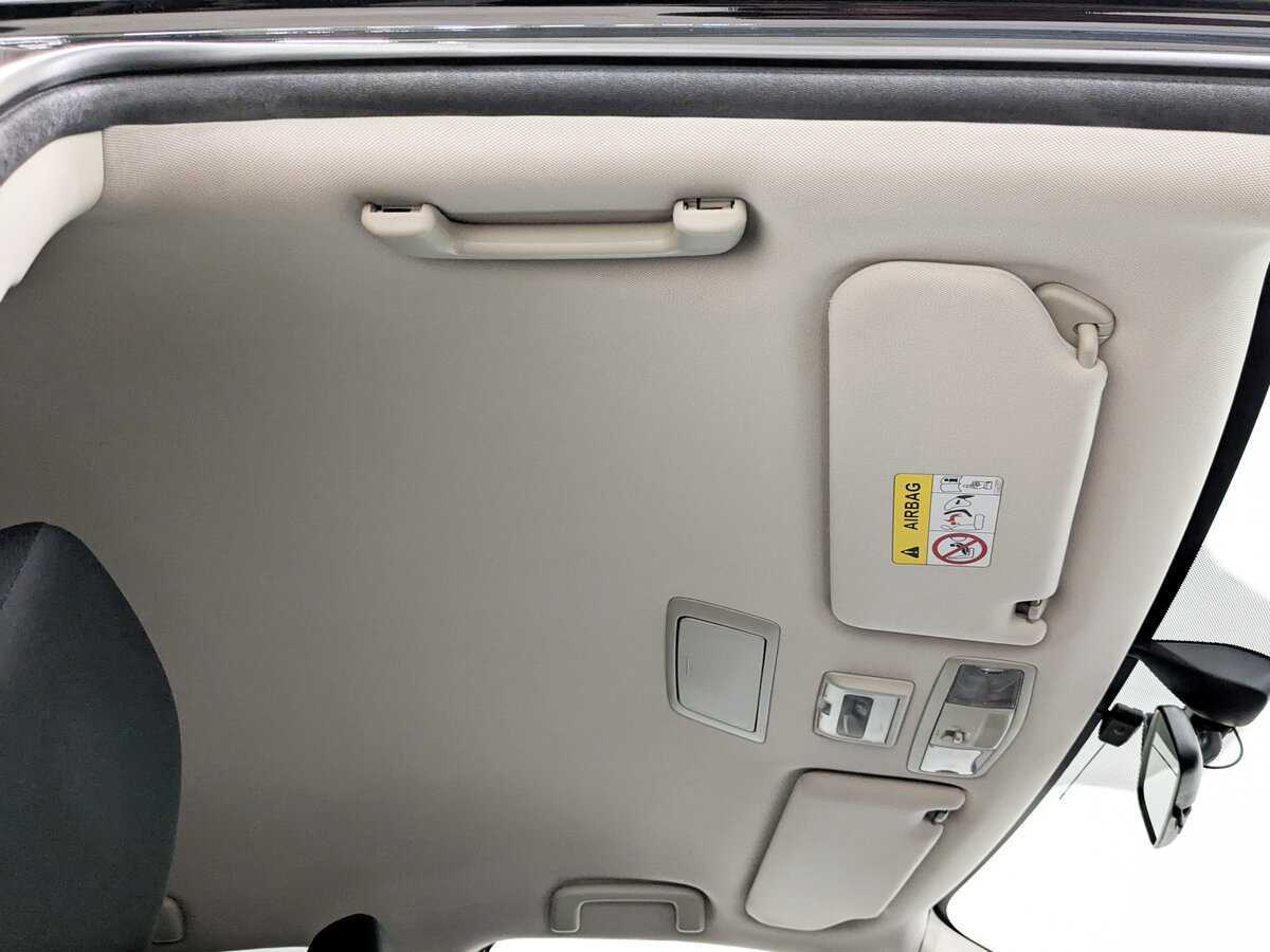 Б/У Митсубиши Оутлэндер 2018 года. Фото: #19