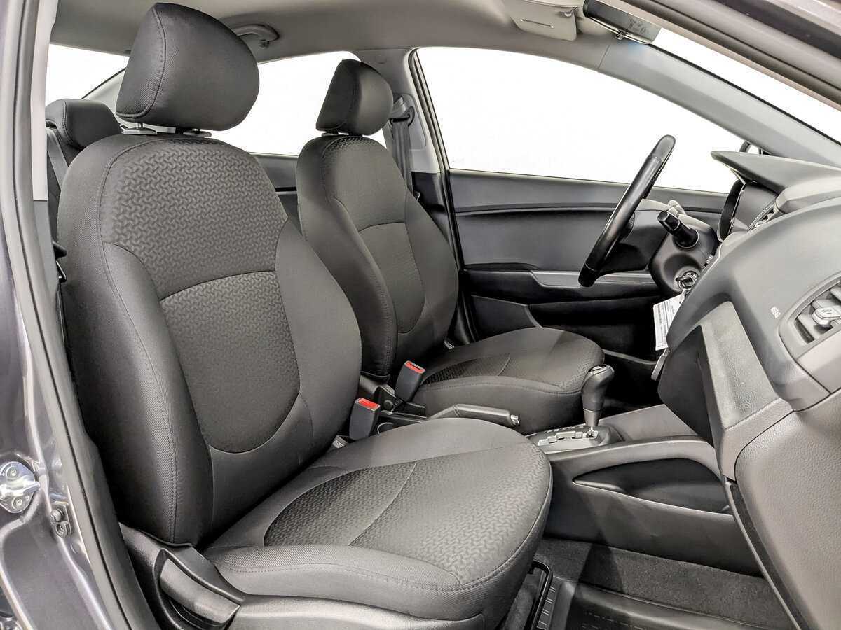 Б/У Киа Рио 2015 года. Фото: #19