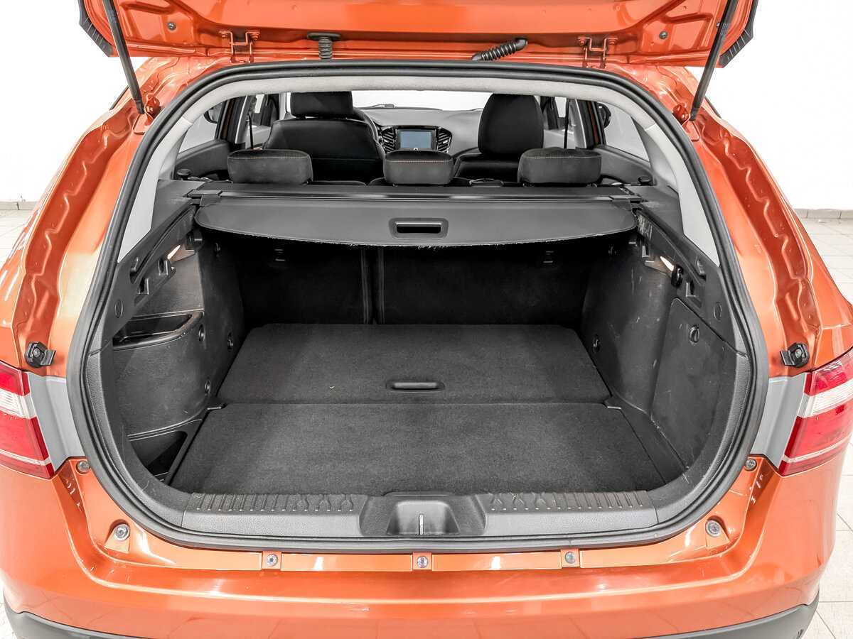 Lada (ВАЗ) Vesta 2019 года с пробегом. Фото: #9