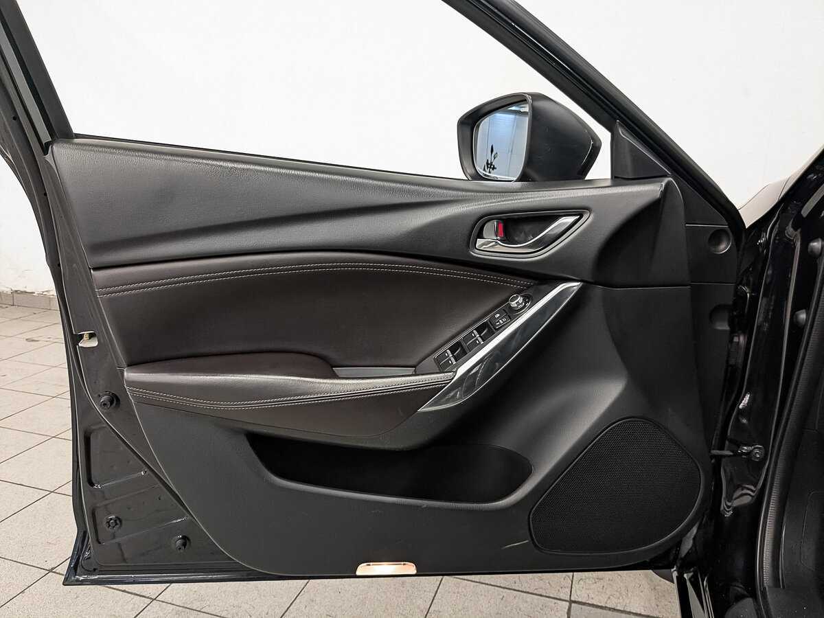 Б/У Мазда 6 2018 года. Фото: #16