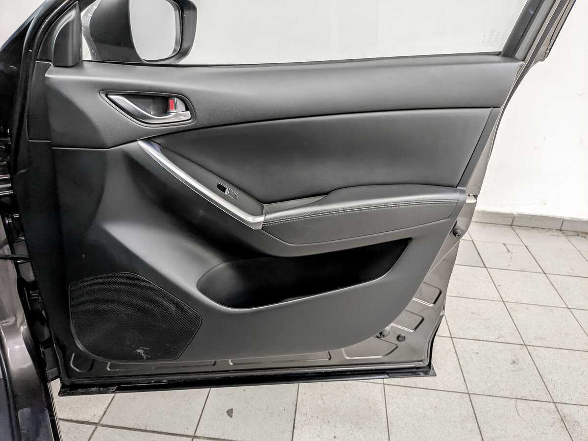 Б/У Мазда Ц-Икс-5 2015 года. Фото: #23