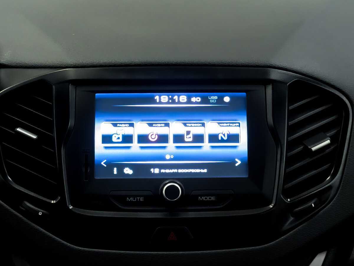 Lada (ВАЗ) Vesta 2017 года с пробегом. Фото: #14