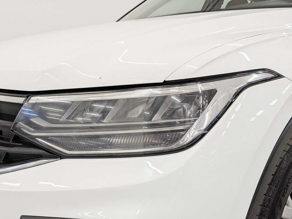 Volkswagen Tiguan 2021 года с пробегом. Фото: #9