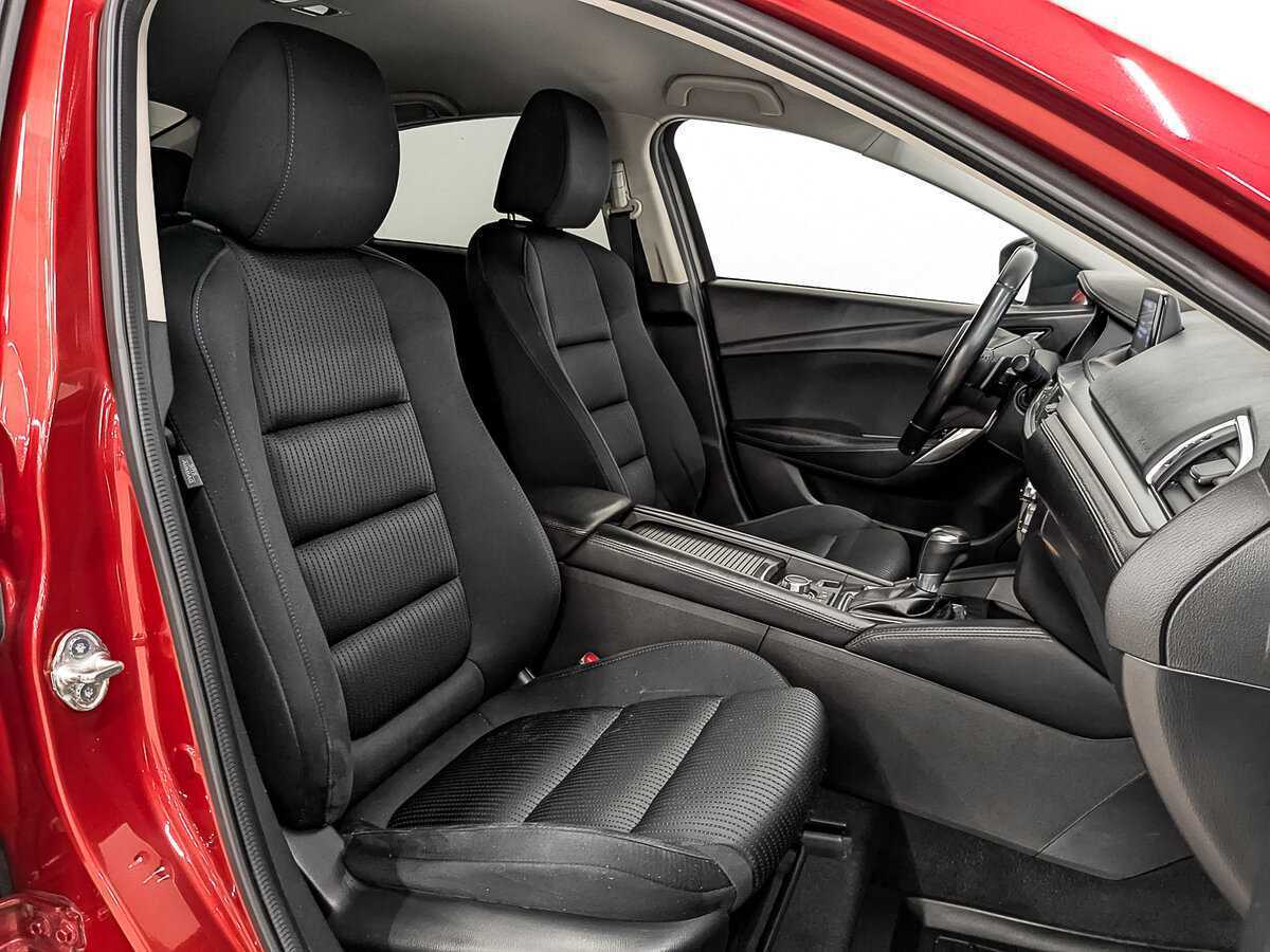 Б/У Мазда 6 2018 года. Фото: #21