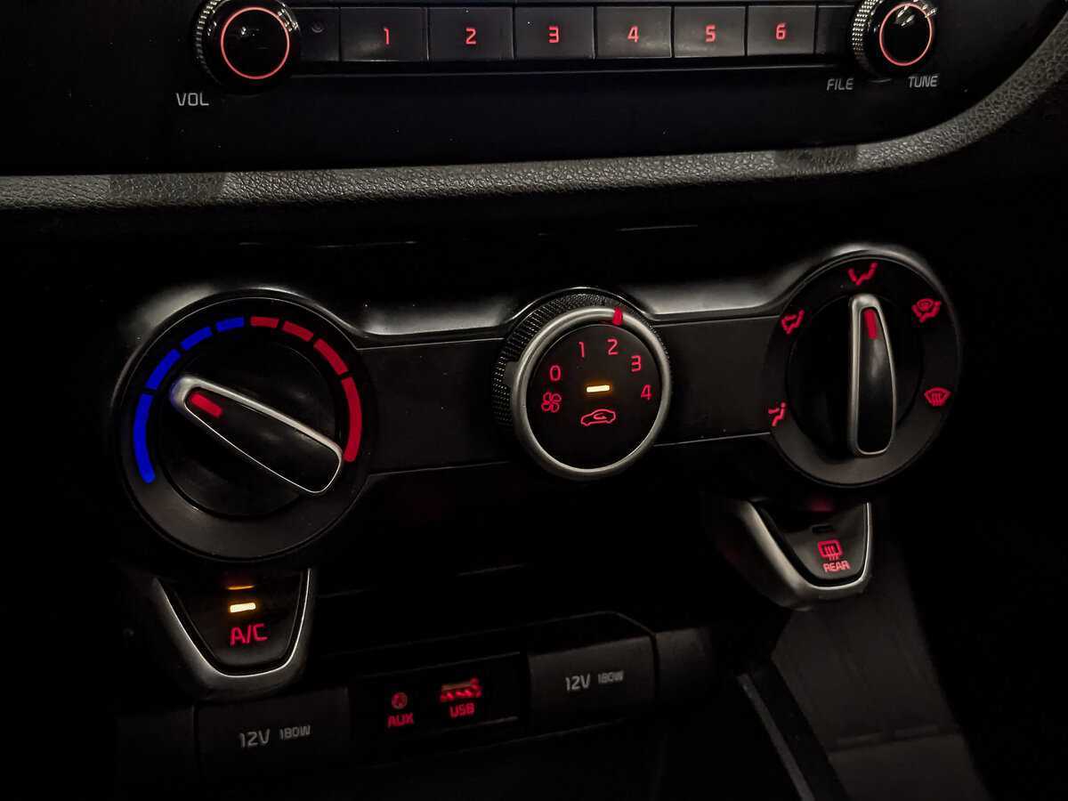 Б/У Киа Рио 2020 года. Фото: #20