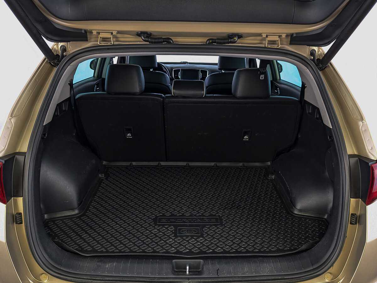 Б/У Киа Спортейдж 2018 года. Фото: #9