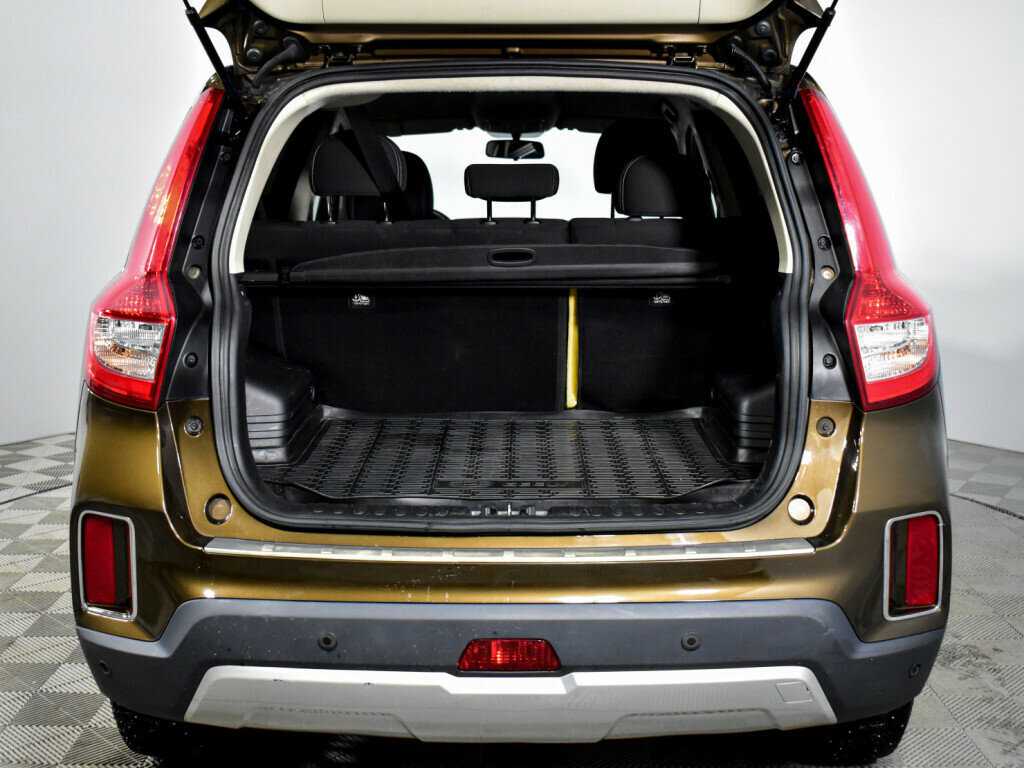 Б/У Джили Эмгранд Икс7 2019 года. Фото: #16