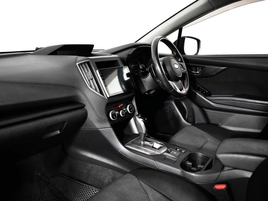 Subaru XV 2018 года с пробегом. Фото: #8