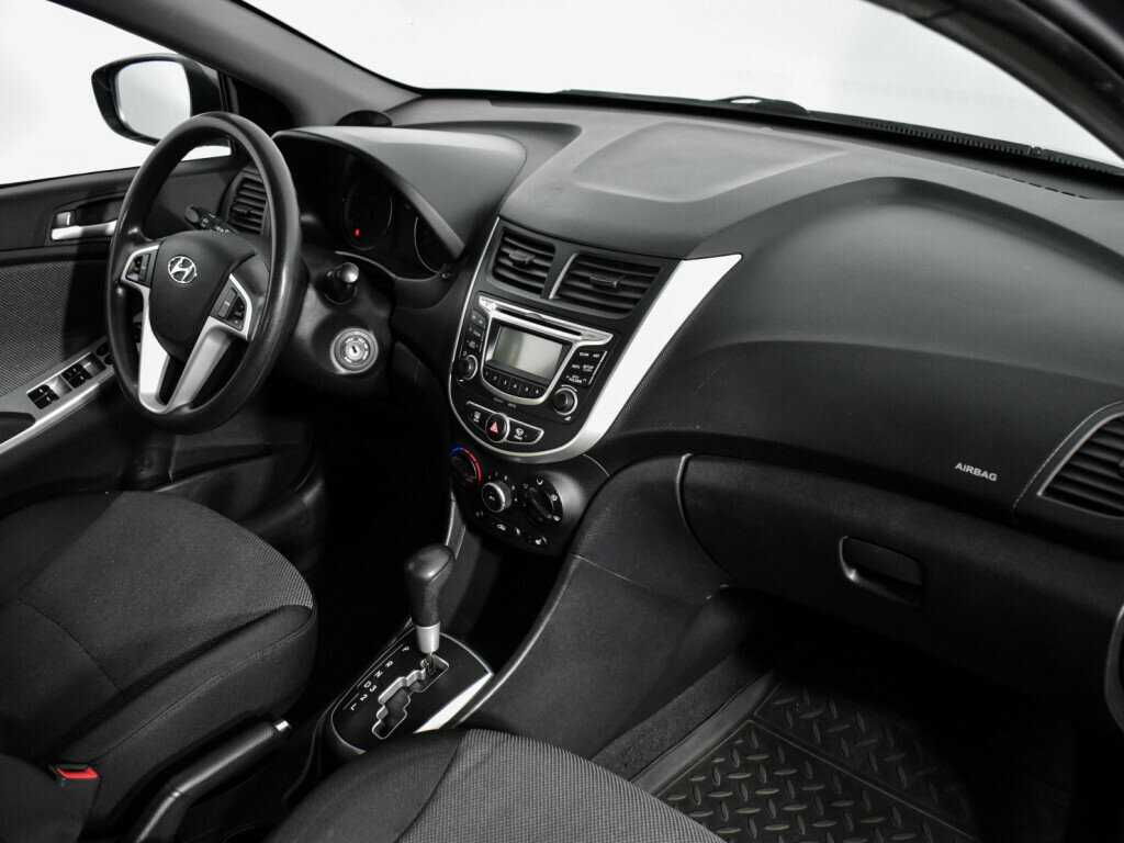 Б/У Хендай Солярис 2014 года. Фото: #10