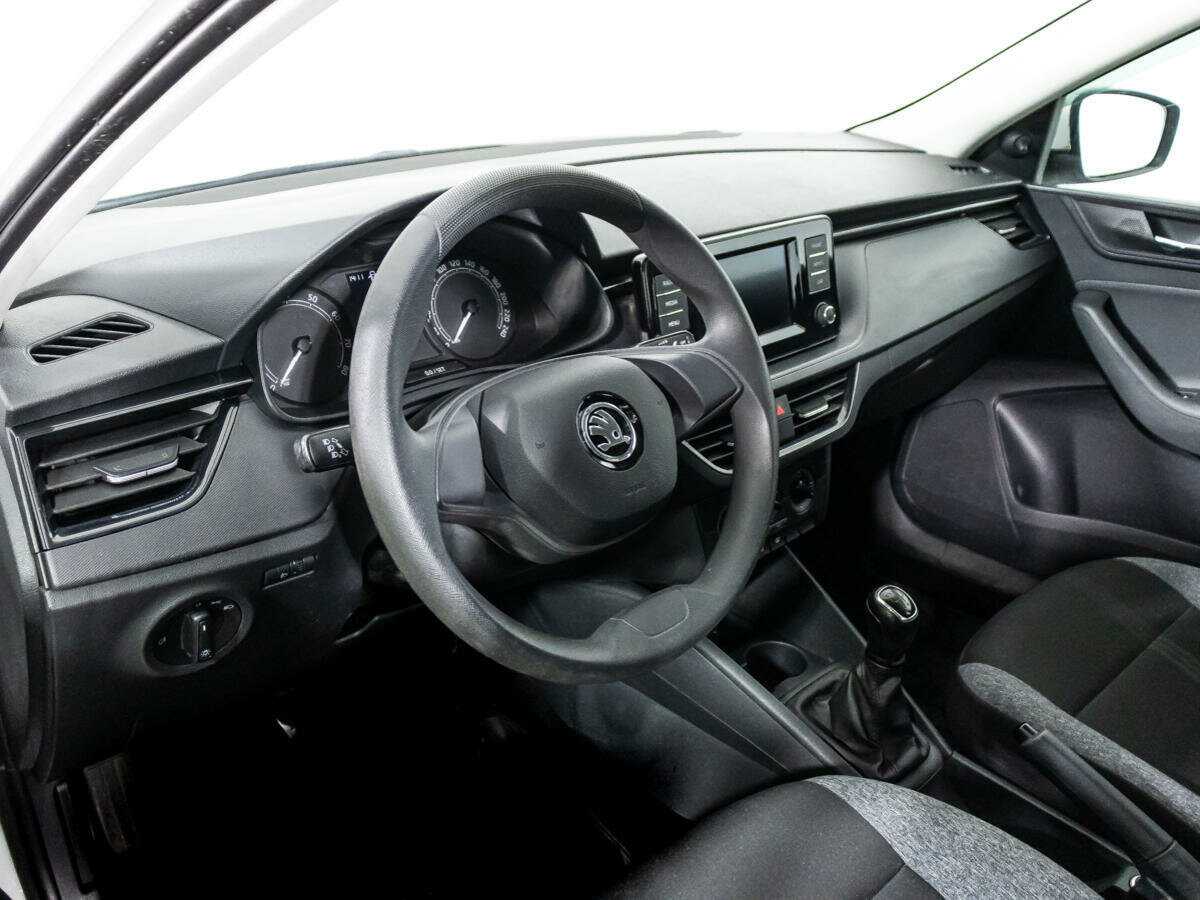 Б/У Шкода Рапид 2021 года. Фото: #10