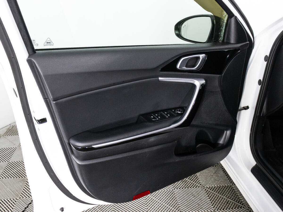 Б/У Киа Сид 2020 года. Фото: #24