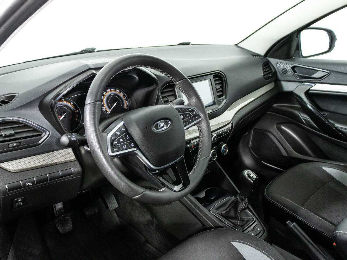 Lada (ВАЗ) Vesta 2023 года с пробегом. Фото: #10