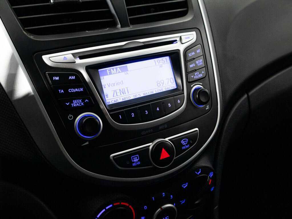 Б/У Хендай Солярис 2013 года. Фото: #14