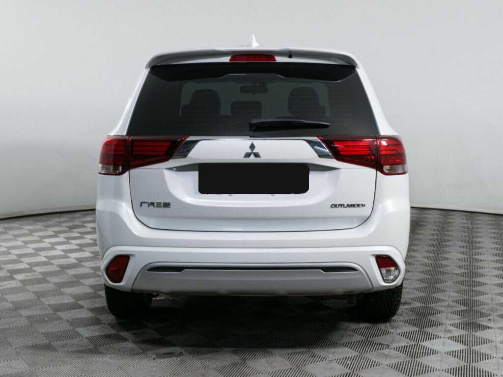 Mitsubishi Outlander 2022 года с пробегом. Фото: #4