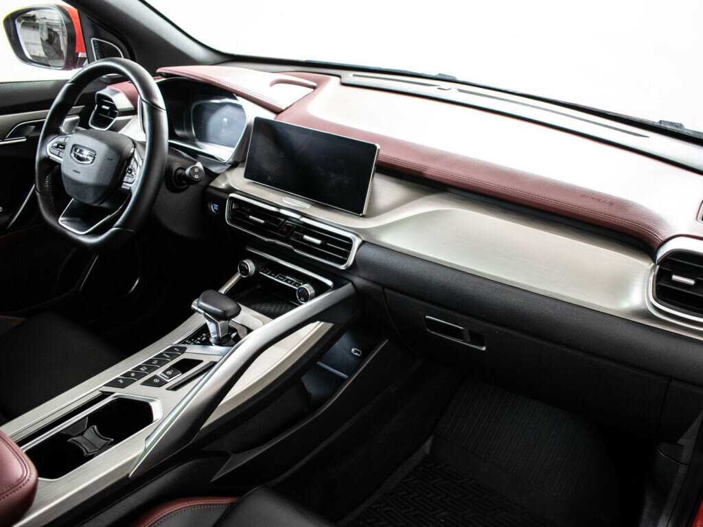 Geely Coolray 2022 года с пробегом. Фото: #9