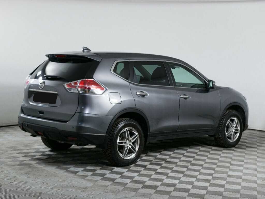 Б/У Ниссан Икс-Трейл 2017 года. Фото: #3