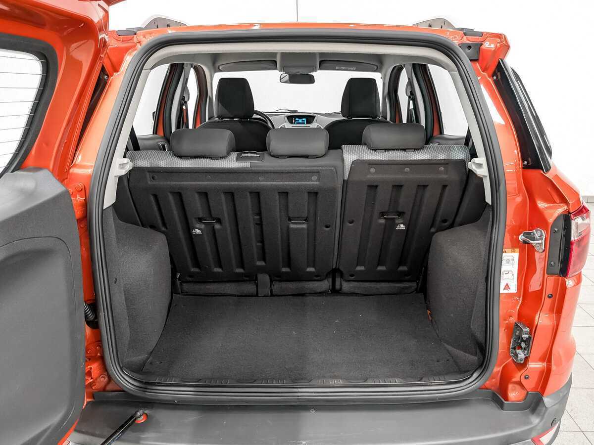 Б/У Форд ЭкоСпорт 2016 года. Фото: #9