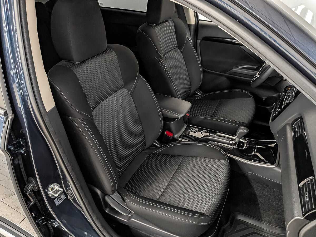 Б/У Митсубиши Оутлэндер 2019 года. Фото: #20