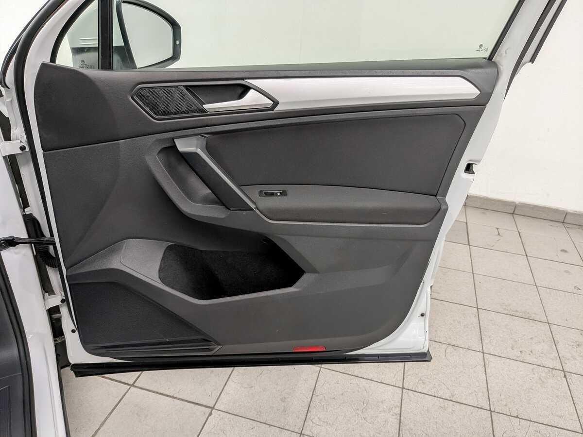 Volkswagen Tiguan 2021 года с пробегом. Фото: #19