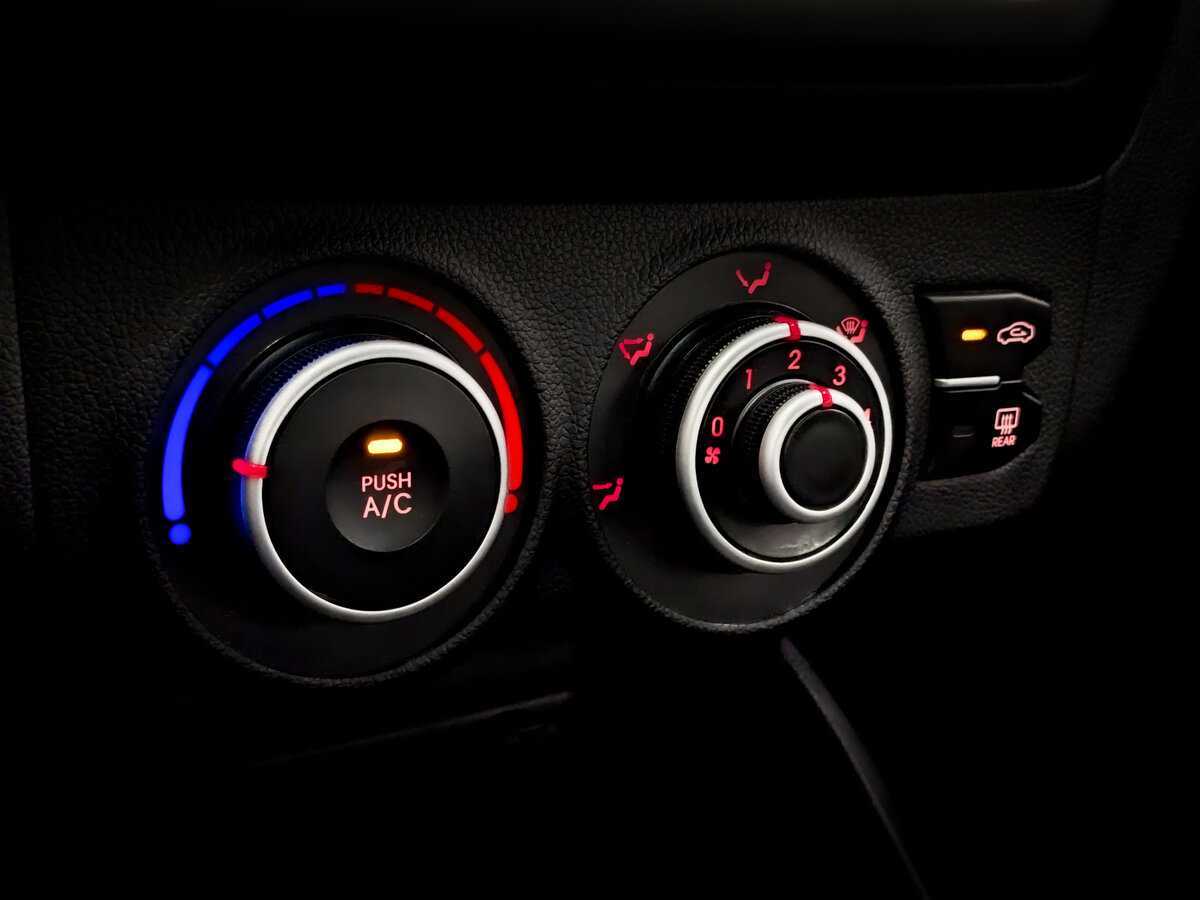 Б/У Киа Рио 2013 года. Фото: #22