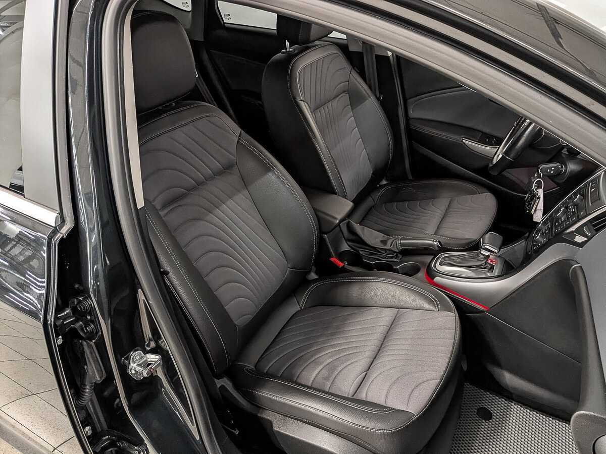 Б/У Опель Астра 2014 года. Фото: #20