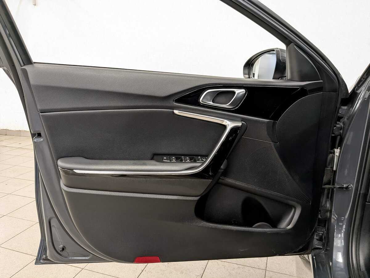 Б/У Киа Сид 2019 года. Фото: #16