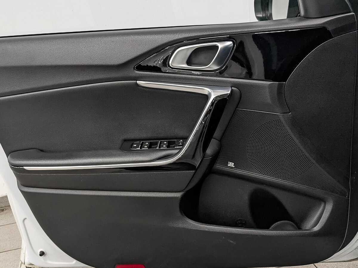 Б/У Киа Сид 2018 года. Фото: #14