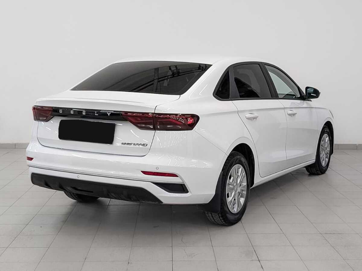 Б/У Джили Эмгранд 2024 года. Фото: #4