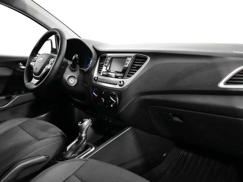 Б/У Хендай Солярис 2017 года. Фото: #8