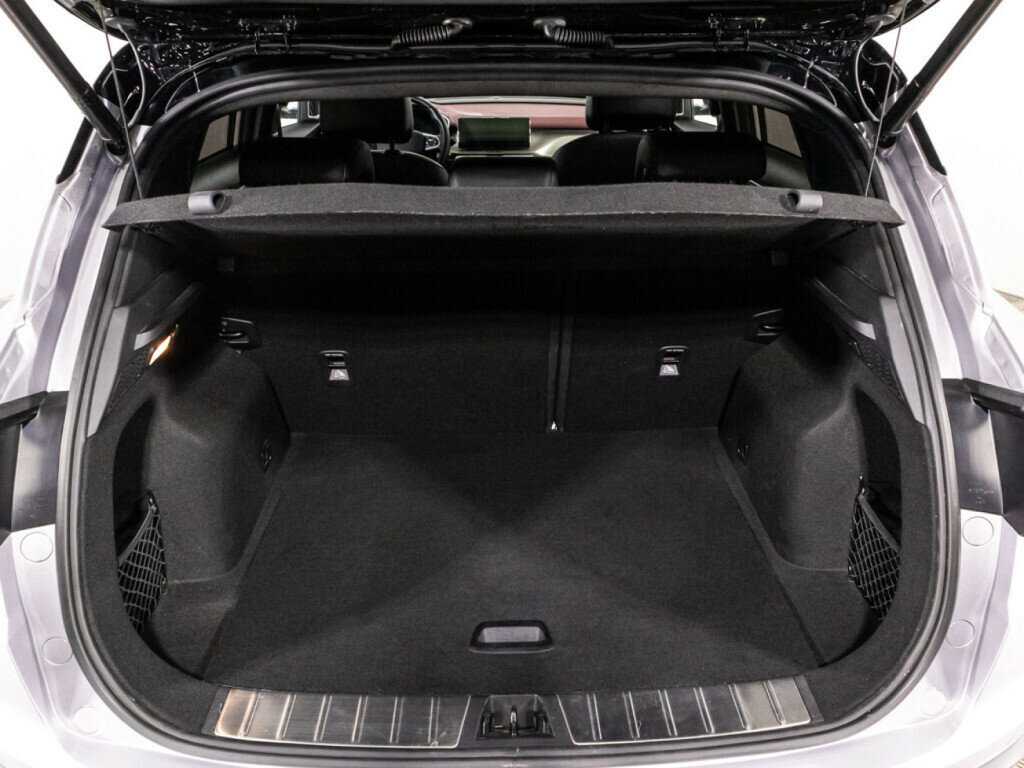 Б/У Джили Кулрэй 2023 года. Фото: #14