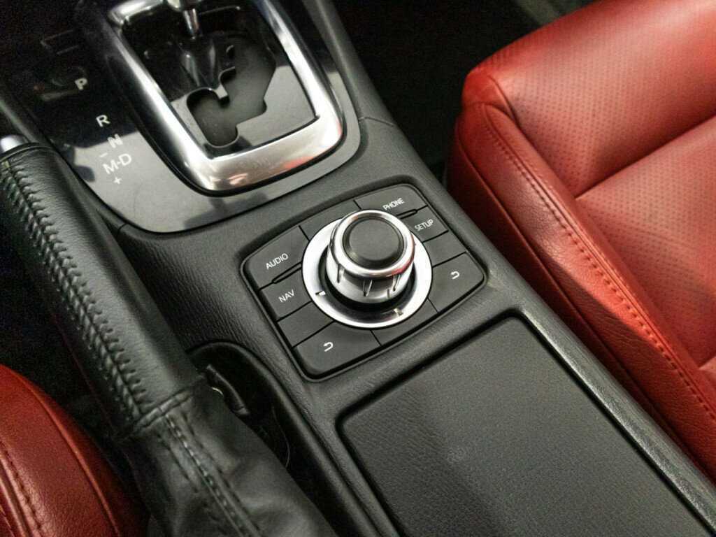 Б/У Мазда 6 2014 года. Фото: #17